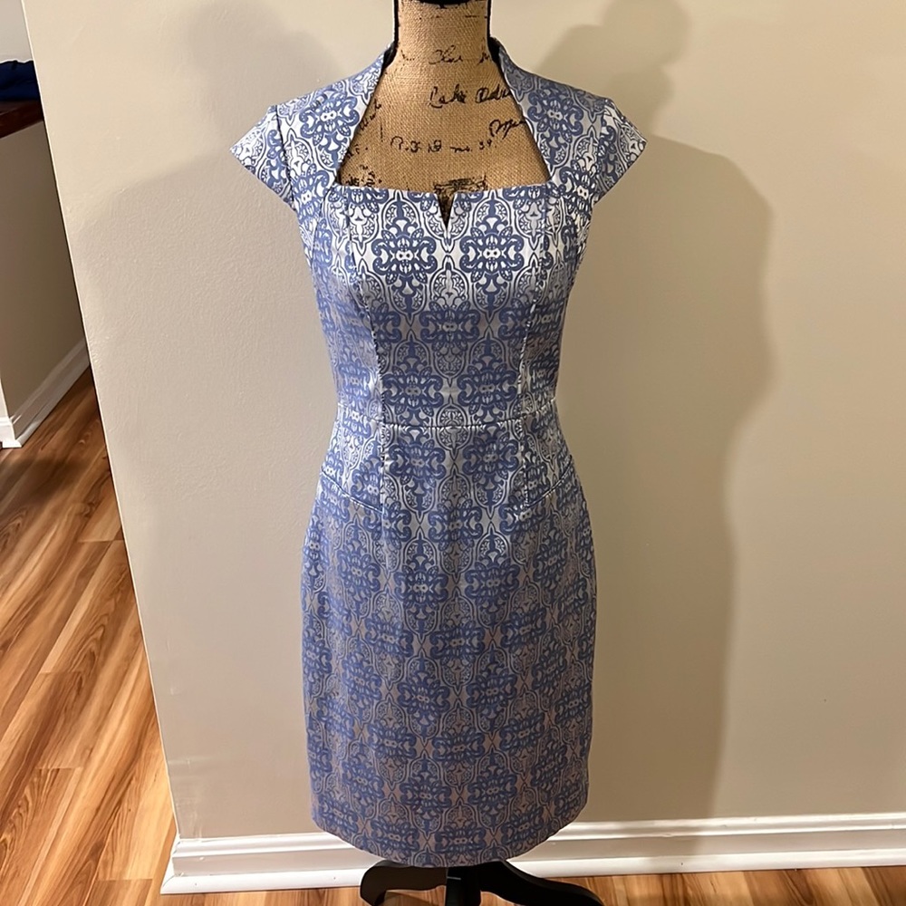 Adrianna Papell Metallic Jacquard Cap Sleeve Sheath Dress